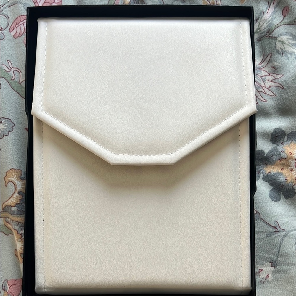 Fred Meyer Pearl set - Picture 4 of 4